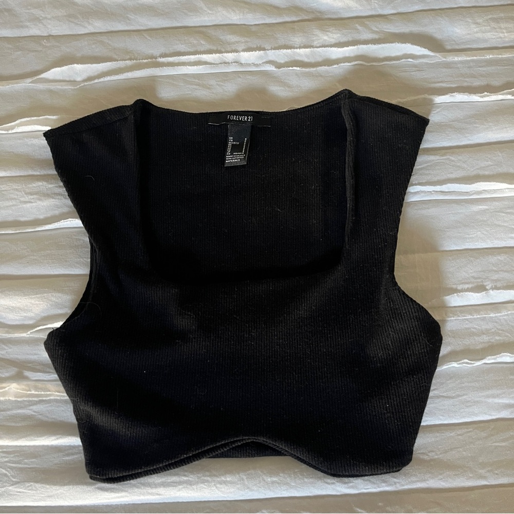 Black crop top